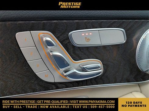 Used 2018 Mercedes-Benz GLC 300 4MATIC image 34