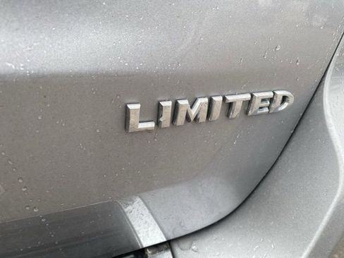 Used 2021 Jeep Grand Cherokee Limited w/ Sun & Sound Group image 37