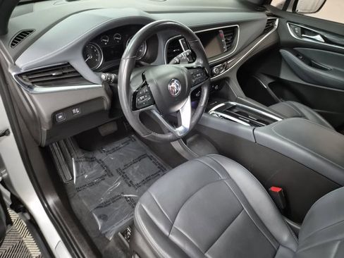 Used 2022 Buick Enclave Essence w/ Sport Touring Edition image 21