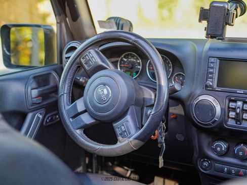 Used 2017 Jeep Wrangler Unlimited Sport w/ Quick Order Package 24S image 32