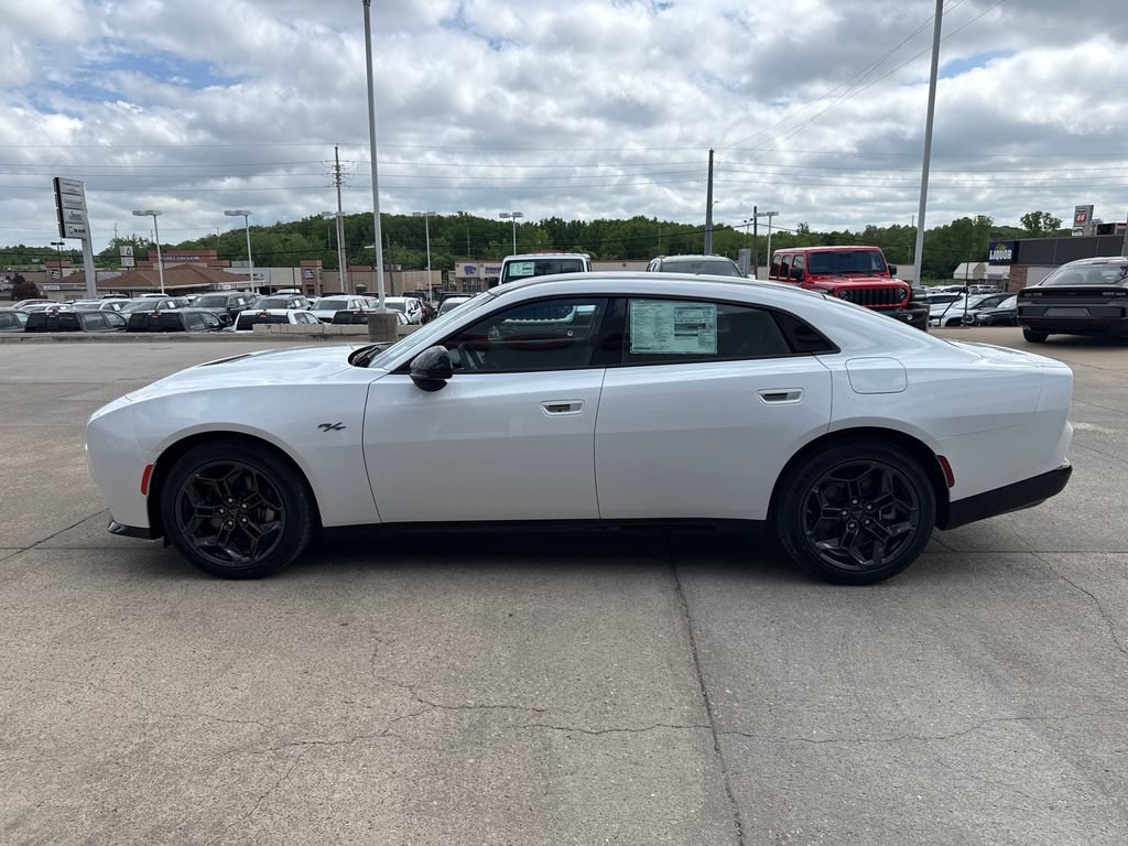New 2026 Dodge Charger R/T w/ Blacktop Package AWD/4WD image 2