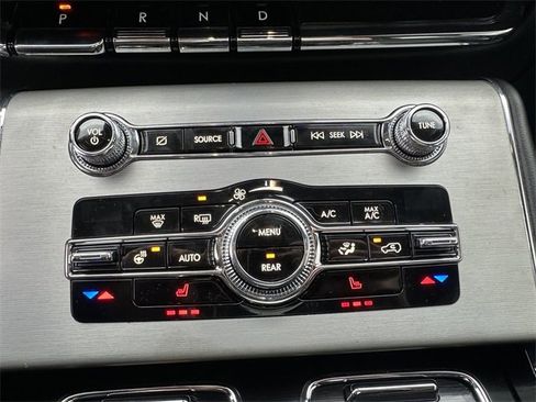 Certified 2022 Lincoln Aviator AWD w/ Premium Package image 24