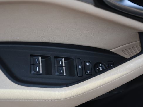 Used 2021 Acura TLX FWD image 11