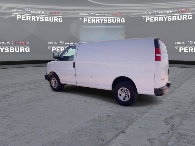 Used 2016 Chevrolet Express 2500 RWD image 6
