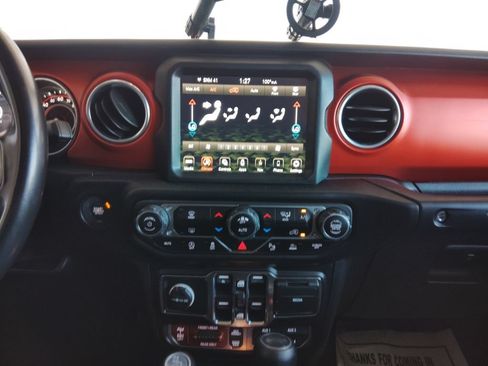 Used 2021 Jeep Wrangler Unlimited Rubicon AWD/4WD image 35