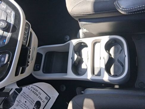 Used 2023 Chrysler Voyager LX FWD image 15