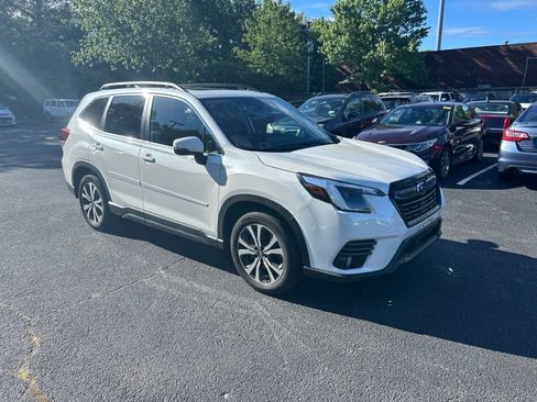 Used 2023 Subaru Forester Limited AWD/4WD image 1