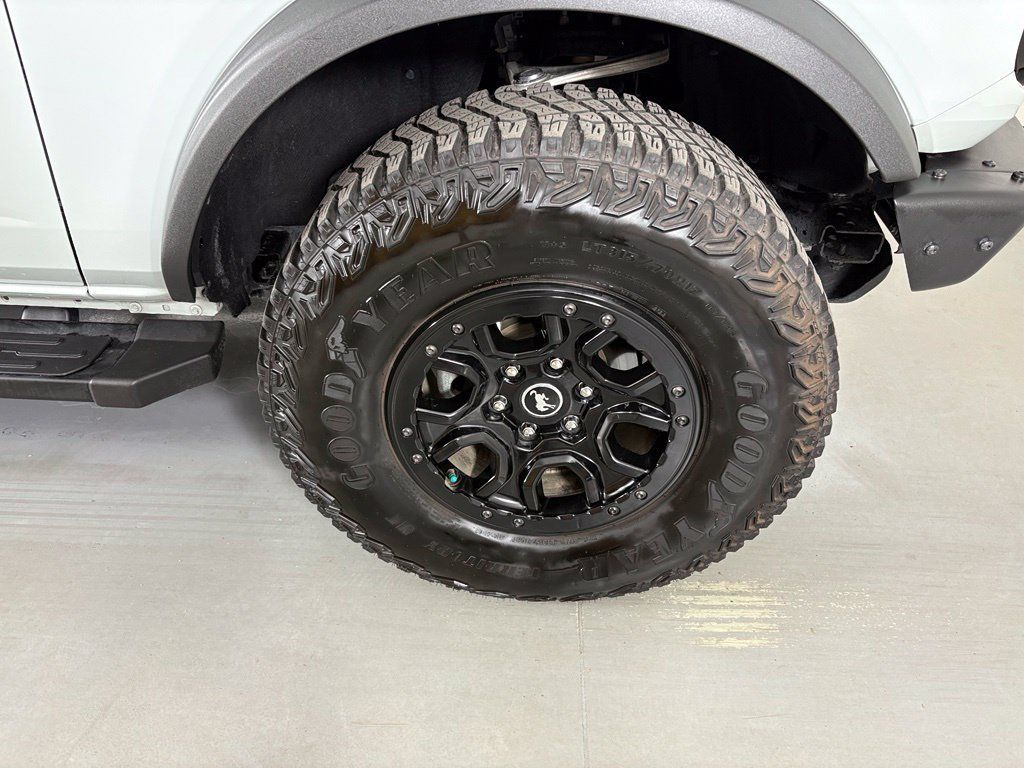 Used 2022 Ford Bronco Wildtrak AWD/4WD image 10
