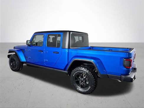 New 2026 Jeep Gladiator Willys image 8