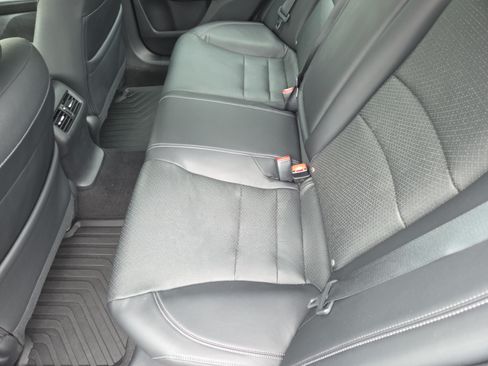 Used 2017 Honda Accord Touring image 22