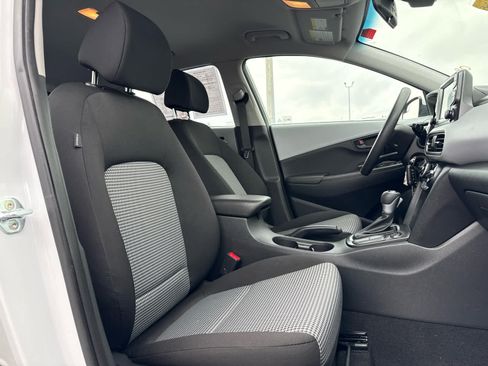 Used 2020 Hyundai Kona SE AWD/4WD image 22