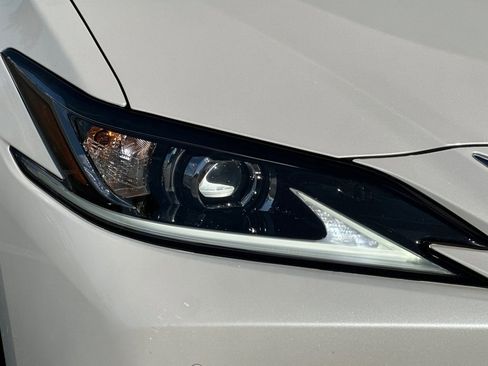 Certified 2022 Lexus ES 300h ES 300h w/ Premium Package image 10