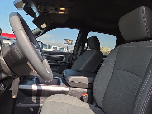 Used 2023 RAM 1500 Classic Warlock image 9