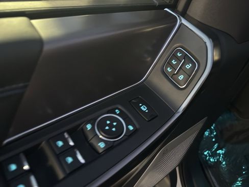 New 2026 Ford F250 Platinum w/ FX4 Off-Road Package image 37