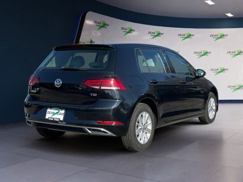 Used 2018 Volkswagen Golf S image 7