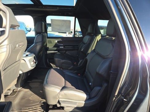 New 2025 Ford Expedition Max Platinum w/ Stealth Performance Package image 41