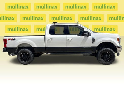 Used 2019 Ford F250 Lariat w/ Lariat Ultimate Package AWD/4WD image 2