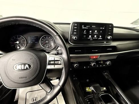 Used 2021 Kia Telluride S FWD image 23