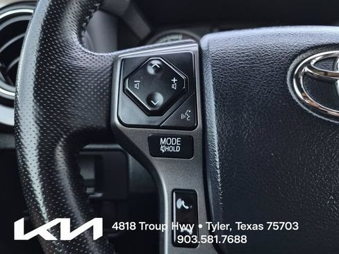 Used 2016 Toyota Tacoma TRD Off-Road w/ Towing Package AWD/4WD image 25