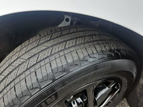 Used 2024 Chevrolet Equinox LS FWD image 27