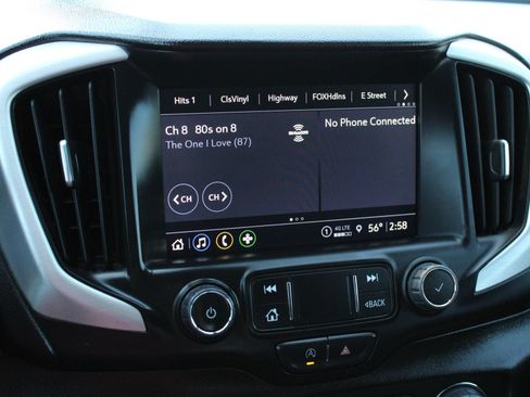 Used 2024 GMC Terrain SLT FWD image 38