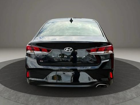 Used 2018 Hyundai Sonata SE FWD image 5
