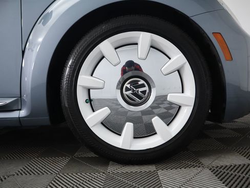 Used 2019 Volkswagen Beetle 2.0T Final Edition SEL image 35