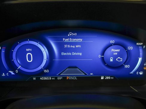Used 2022 Ford Escape SEL w/ Technology Package AWD/4WD image 29