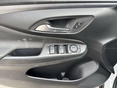New 2026 Buick Envista Preferred image 13