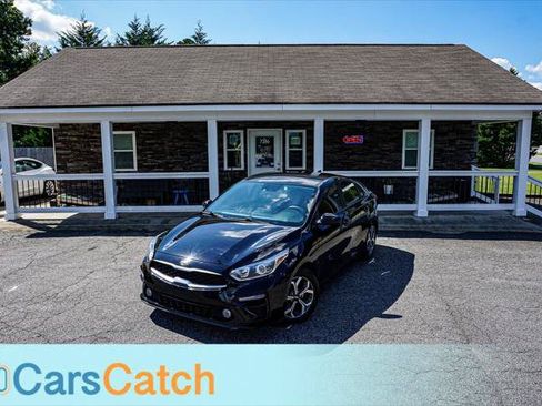 Used 2019 Kia Forte LXS FWD image 2