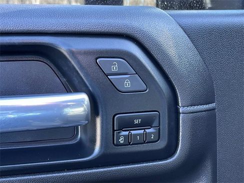 Used 2020 Chevrolet Silverado 2500 LTZ w/ LTZ Premium Package image 27