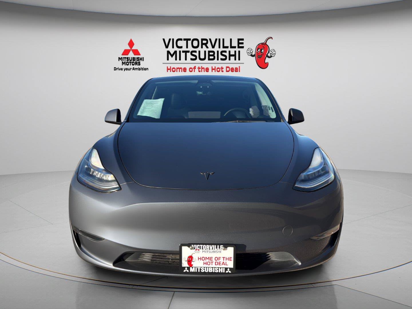 Used 2023 Tesla Model Y Long Range AWD/4WD image 2