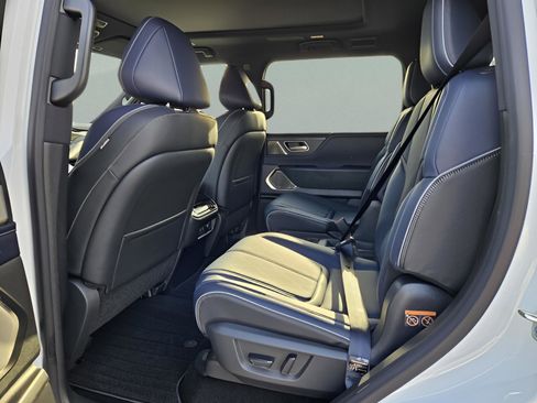 New 2026 INFINITI QX80 4WD image 39