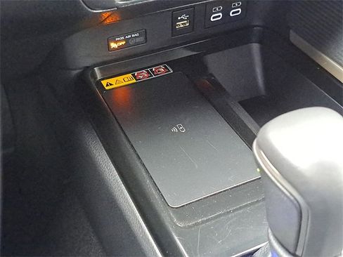 Used 2025 Toyota Camry XSE image 17