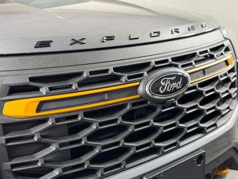 Used 2026 Ford Explorer Tremor AWD/4WD image 6