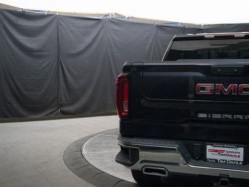 Used 2023 GMC Sierra 1500 SLT w/ SLT Premium Plus Package image 12