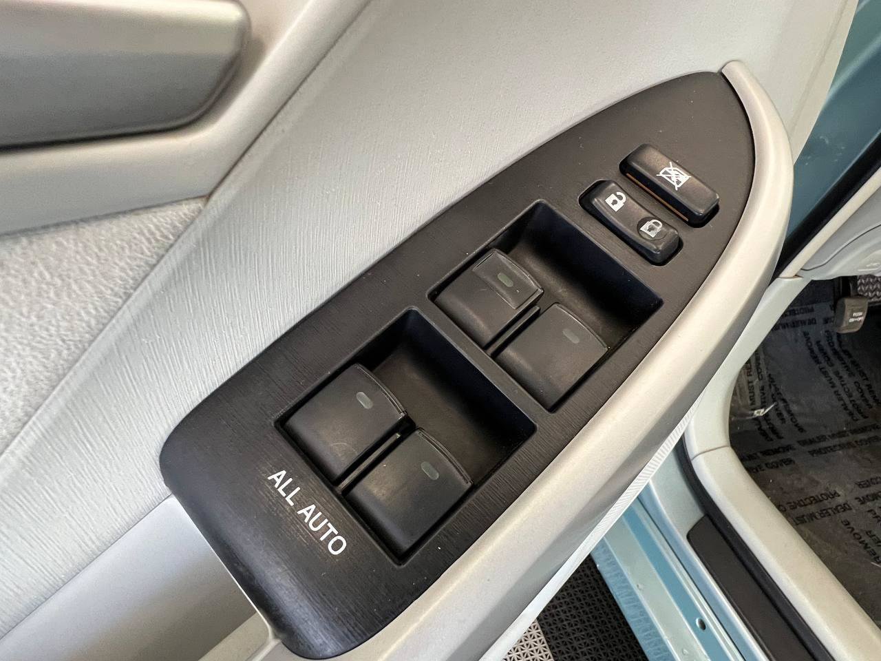 Used 2013 Toyota Prius Two FWD image 22