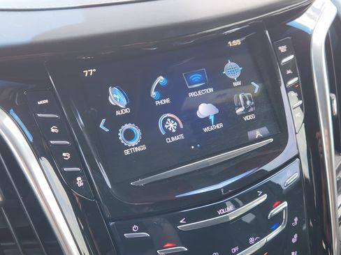 Used 2020 Cadillac Escalade ESV Platinum AWD/4WD image 17