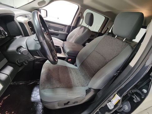 Used 2018 RAM 1500 Big Horn AWD/4WD image 29