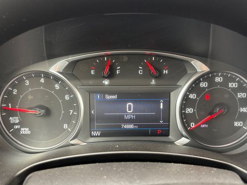 Used 2024 GMC Terrain SLE FWD image 20