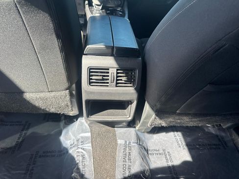 Used 2023 Nissan Rogue S FWD image 12