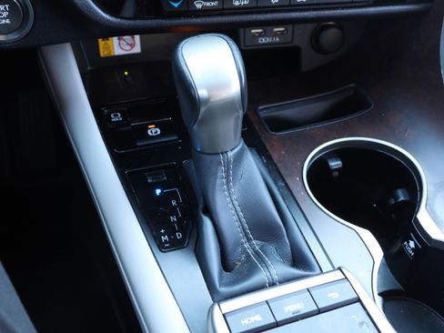 Used 2022 Lexus RX 350 FWD w/ Premium Package image 26