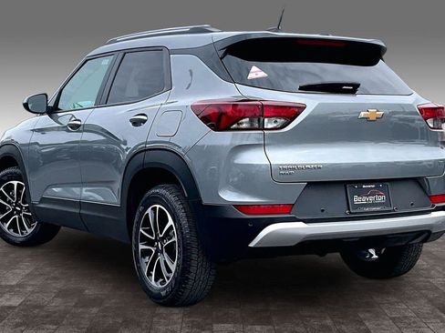 Used 2024 Chevrolet TrailBlazer LT w/ Convenience Package image 13