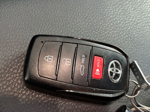 Used 2025 Toyota Camry LE image 22