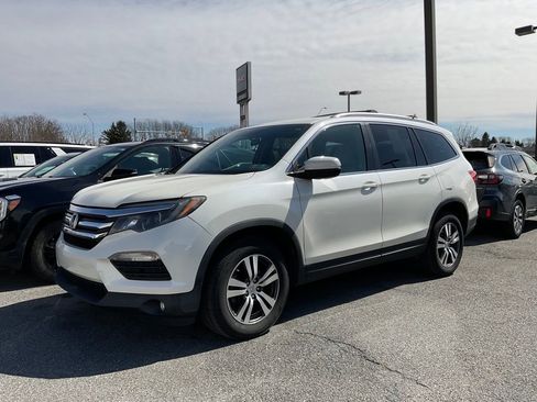 Used 2016 Honda Pilot EX image 2
