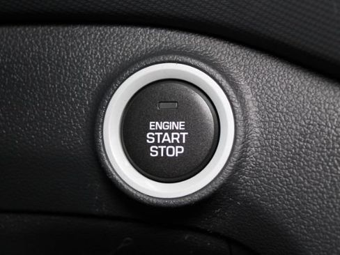 Used 2018 Hyundai Ioniq Plug-In Hybrid FWD image 16