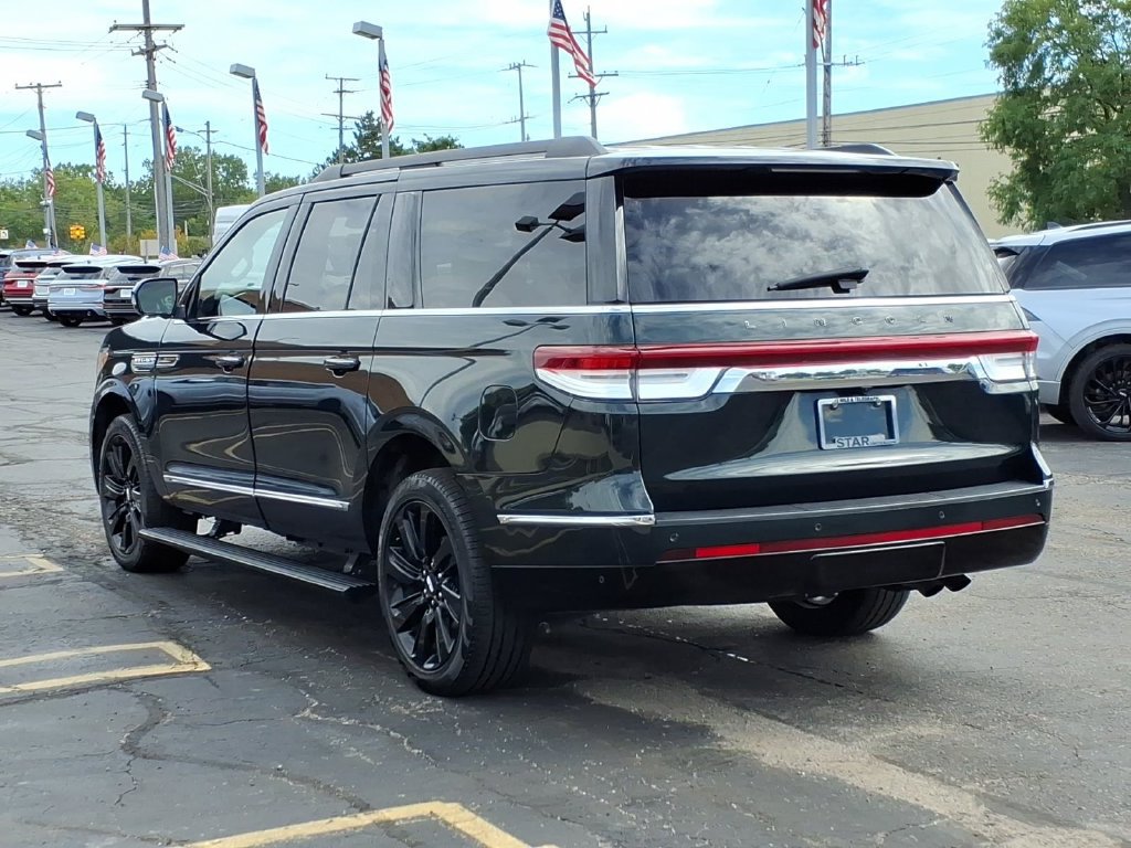 Used 2024 Lincoln Navigator L Black Label AWD/4WD image 5