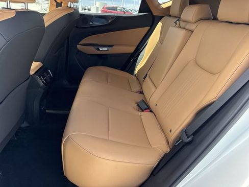 Certified 2025 Lexus NX 250 FWD w/ Accessory Package (Z2) image 23