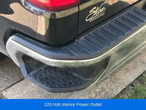 Certified 2024 Chevrolet Silverado 1500 LT AWD/4WD image 7