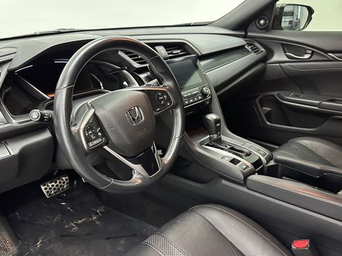 Used 2021 Honda Civic Sport Touring image 10